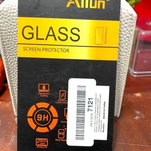 Iphone 13 sreen protector